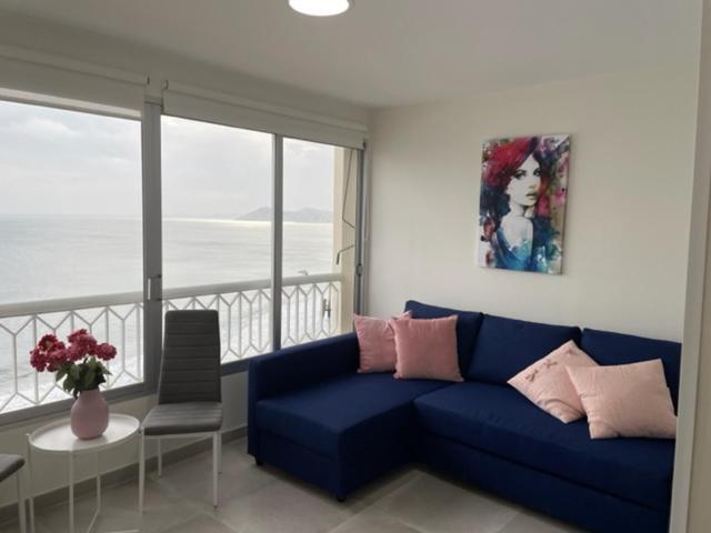 Precioso Apartamento A Estrenar En Primera Linea De Playa 貝尼多姆 外观 照片