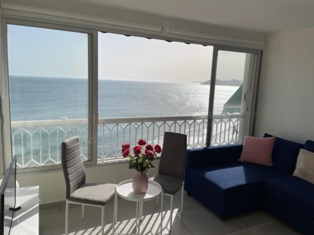 Precioso Apartamento A Estrenar En Primera Linea De Playa 貝尼多姆 外观 照片
