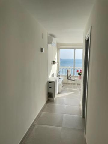 Precioso Apartamento A Estrenar En Primera Linea De Playa 貝尼多姆 外观 照片